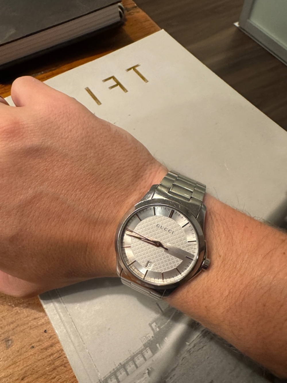 RARE Gucci Stainless Steel Men’s Watch with Silver Dial and Bracelet